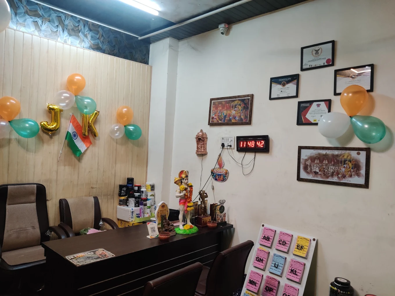 JK Fitness reception